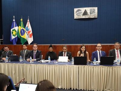 Notícia destaque: Diretores da OAB-MT apresentam balanço do primeiro ano de gestão aos conselheiros